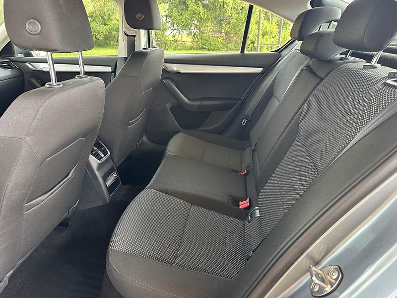 Škoda Octavia (2013) 1.2TSi NAVI, GARANCE KM - fotka 14 z 15