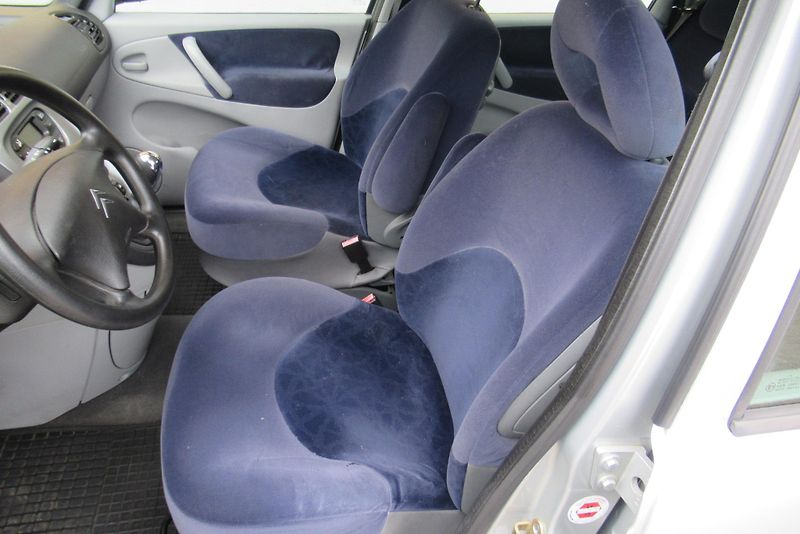Citroën Xsara Picasso 1.6i 16V AUT.KLIMA TAŽNÉ - fotka 12 z 17