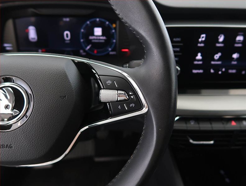 Škoda Octavia (2023) Ambition 2.0 TDI, digi klima - fotka 20 z 24