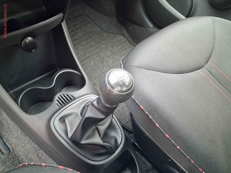 Citroën C1 (2014) 1.0i, 2.maj,ČR, servis.kniha - fotka 14 z 14