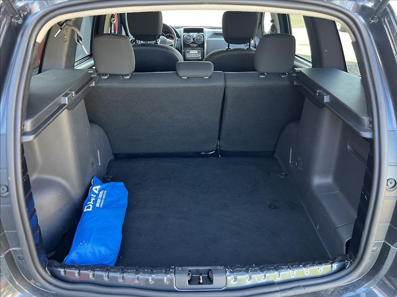 Dacia Duster 1,6 SCe / LPG / KLIMA Black Sh - fotka 15 z 32