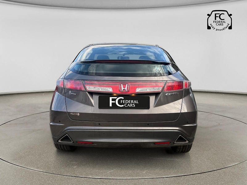 Honda Civic  1.4 Comfort - fotka 4 z 20