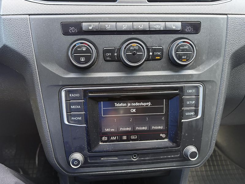 Volkswagen Caddy 2.0 TDI COMFORTLINE 75 kW M5F - fotka 13 z 27