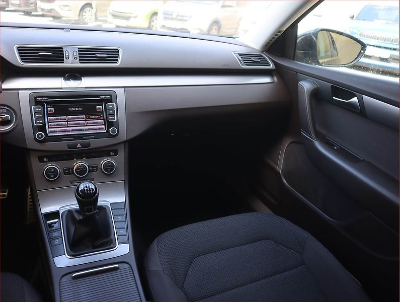 Volkswagen Passat (2013) Comfortline 1.6 TDI - fotka 8 z 16