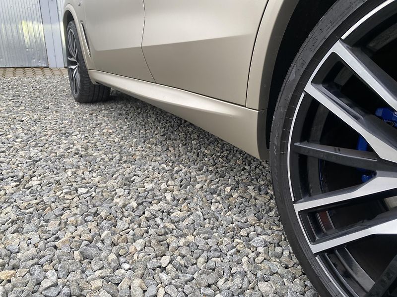 BMW X5 M50XD 4x4 400PS CZ DPH FULL 1A - fotka 32 z 171