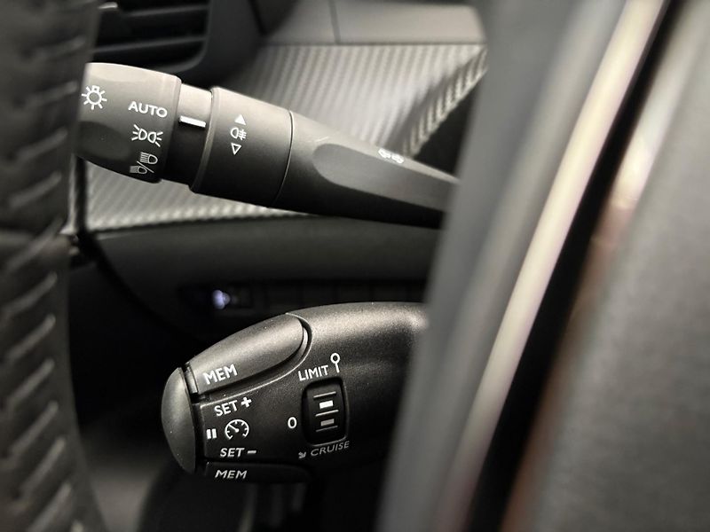 Peugeot 2008 (2026) Business Hybrid 110 e-DCS6 - fotka 15 z 32