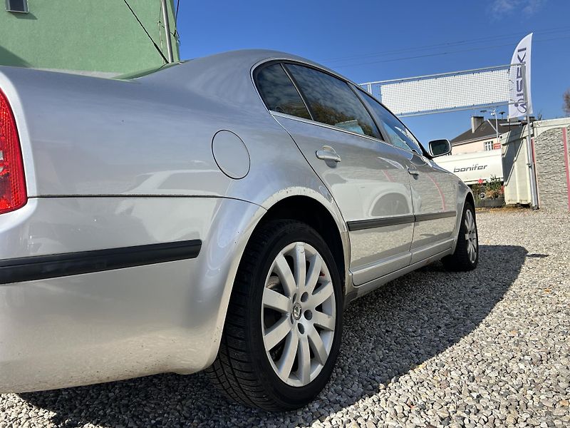 Škoda Superb (2006) 1.9 TDi 96 KW  - fotka 6 z 18
