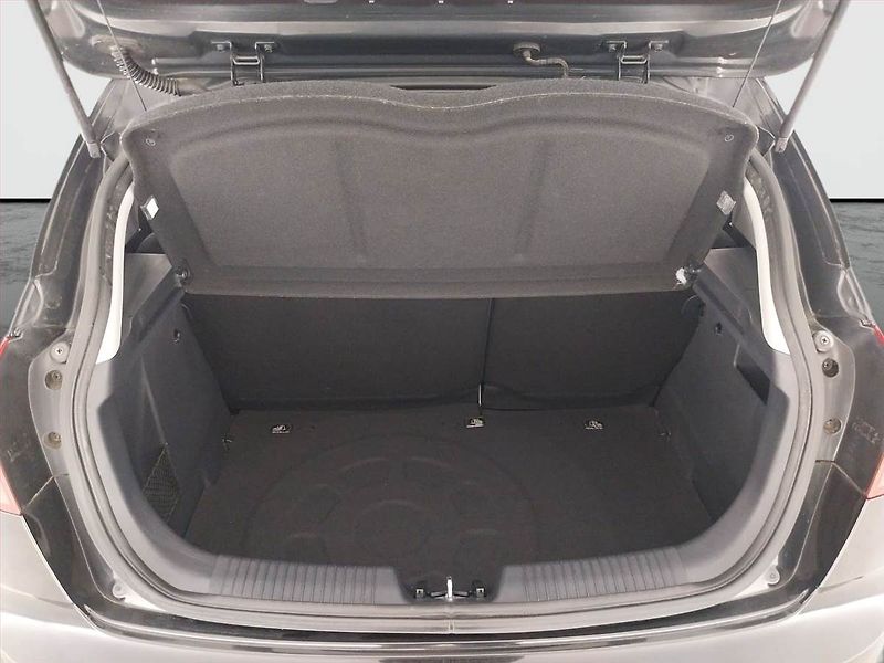 Kia Rio (2012) 1.25 CVVT - fotka 14 z 16