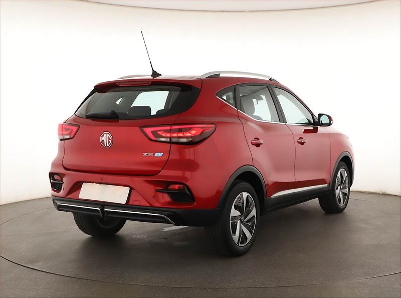MG ZS (2022) Comfort EV 50.3 kWh, SoH 89% - fotka 5 z 20