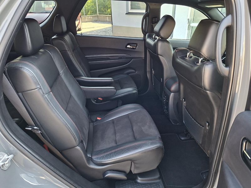 Dodge Durango (2021) 5,7L V8 4x4, Top výbava, Tažné - fotka 12 z 35