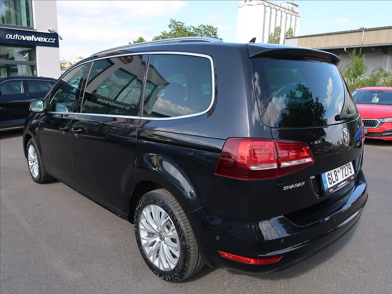 Volkswagen Sharan 2,0 TDi,110kW,7míst,tažné - fotka 4 z 32
