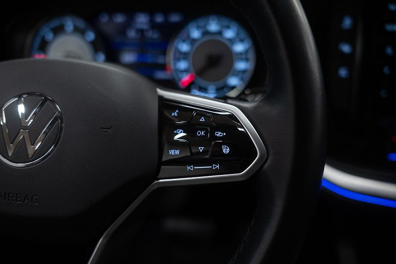 Volkswagen Touareg (2022) 3.0TDI 210KW 4X4 1ČR NOVÁ CENA - fotka 20 z 39