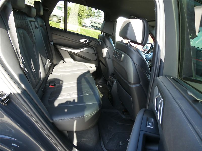 BMW X5 3,0 xDrive30d AT8 M-Paket,záru - fotka 29 z 48
