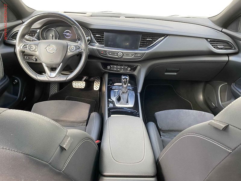 Opel Insignia (2022) 2.0 CDTi 4x4, Ultimate, AT - fotka 8 z 18