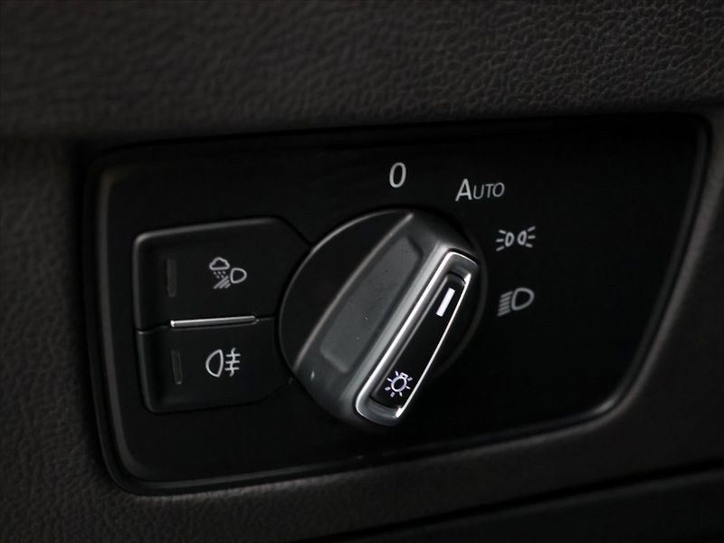 Volkswagen Arteon 2,0 TDI 176kW 4x4 R-Line CZ - fotka 16 z 33