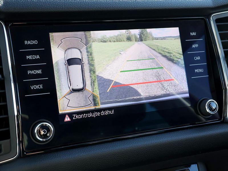 Škoda Kodiaq 2,0 TDI 147kW 4x4 DSG L&K DPH - fotka 31 z 44