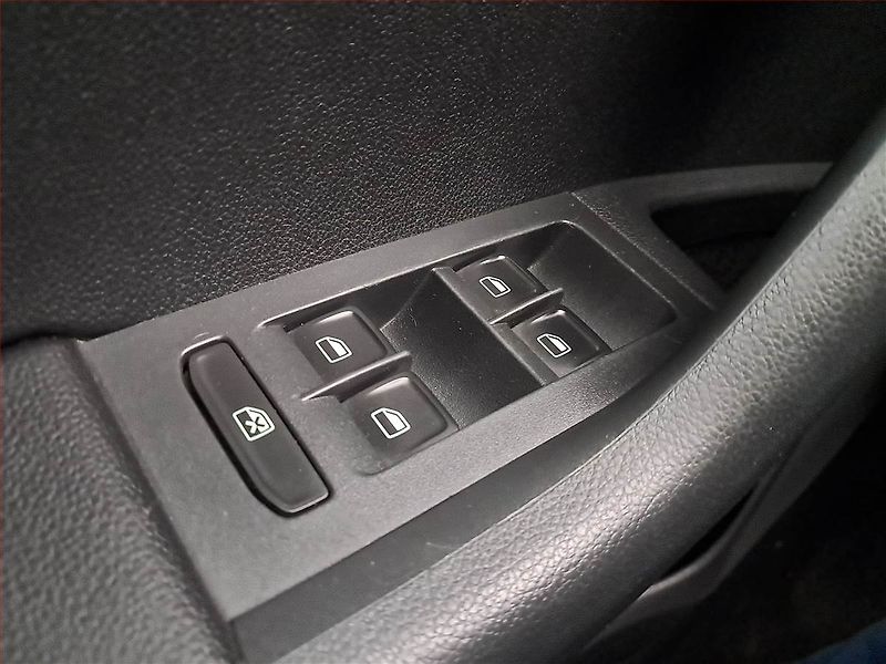 Škoda Octavia (2014) Scout 2.0 TDI, 4X4, Automat - fotka 18 z 19