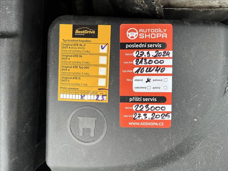 Peugeot 307 1,4 i 16v - fotka 18 z 18