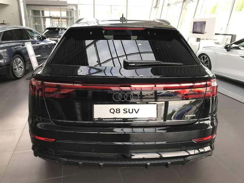 Audi Q8 (2025) SUV 60 Quattro 8TT 3,0TFSIe - fotka 5 z 20