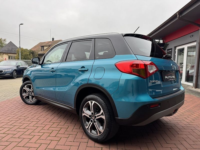 Suzuki Vitara (2015) 1.6i VVT LED Navi Pano Kamera - fotka 3 z 49