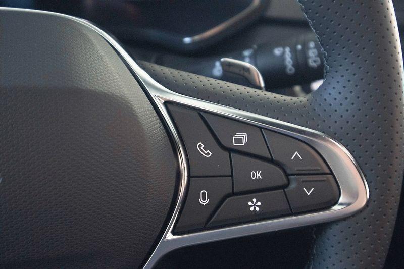 Renault Captur (2026) Techno mildhybrid 140 EDC - fotka 23 z 43