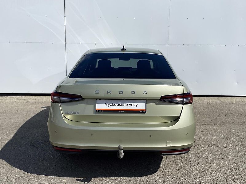 Škoda Superb 2,0 TDI 110 kW Selection DSG - fotka 6 z 30