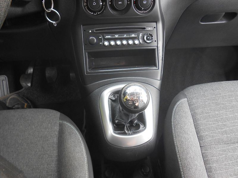 Citroën C3 Picasso 1.6HDi, Tažné,KLIMA!! - fotka 28 z 40