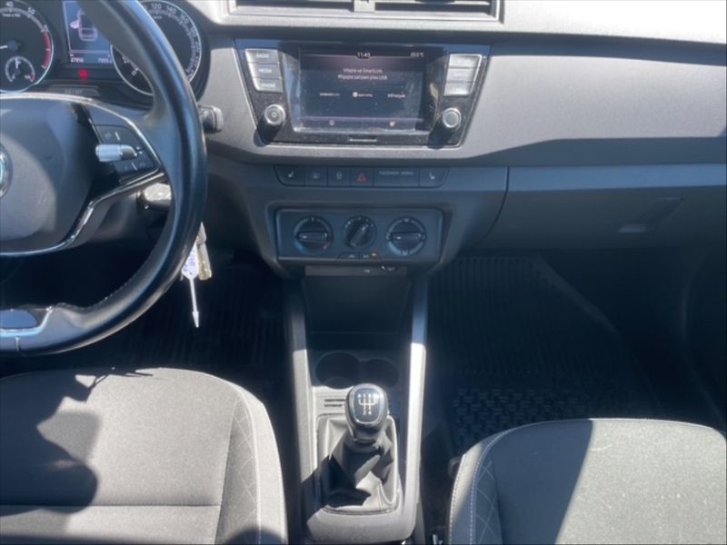 Škoda Fabia 1,0 TSI 70 Ambition 5d - fotka 10 z 11