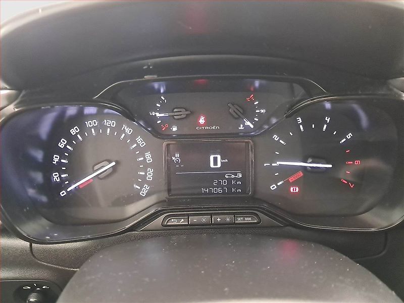 Citroën C3 (2018) 1.2 PureTech, Tempomat - fotka 11 z 16