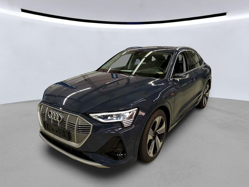 Audi e-tron SPORTBACK 300kw SOH 97% - fotka 2 z 12