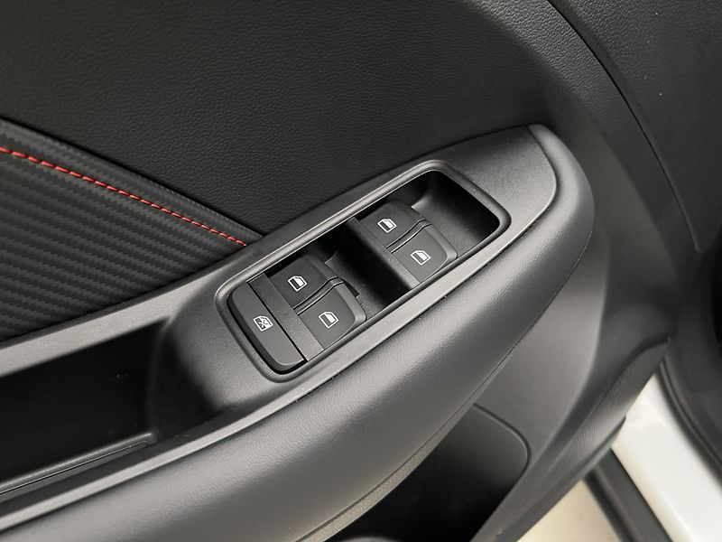 MG ZS 1.5 ESSENTIAL PLUS CZ 1.maj.  - fotka 37 z 38