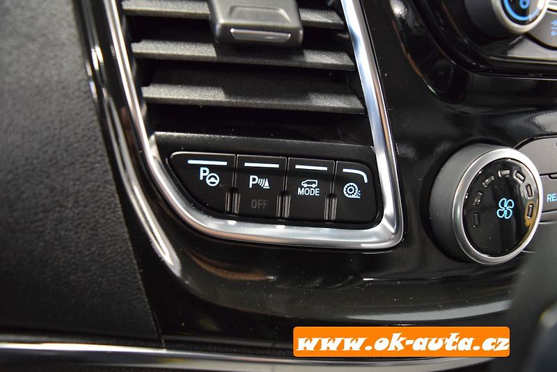 Ford Tourneo Custom 2.0 TDCI TITANIUM X 132 kW 8M. - fotka 51 z 70