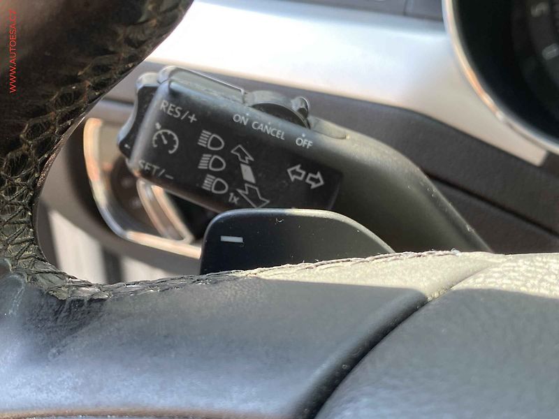 Škoda Superb (2012) 2.0TDi, DSG, bixen - fotka 14 z 21