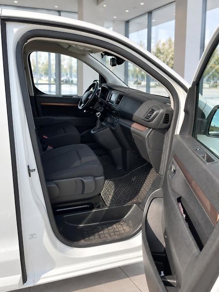 Toyota ProAce Verso (2018) Toyota Proace Verso L0 - fotka 16 z 18