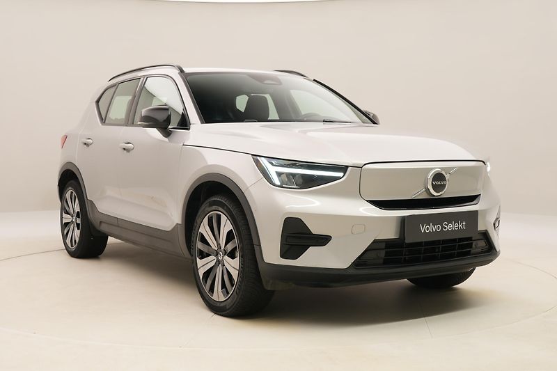 Volvo XC40 PURE ELECTRIC RECHARGE PLUS - fotka 15 z 50