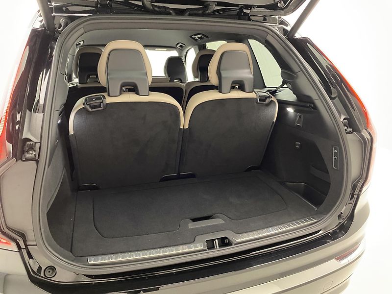 Volvo XC90 (2026) B5 AWD AUT BRIGHT PLUS 7míst - fotka 21 z 66
