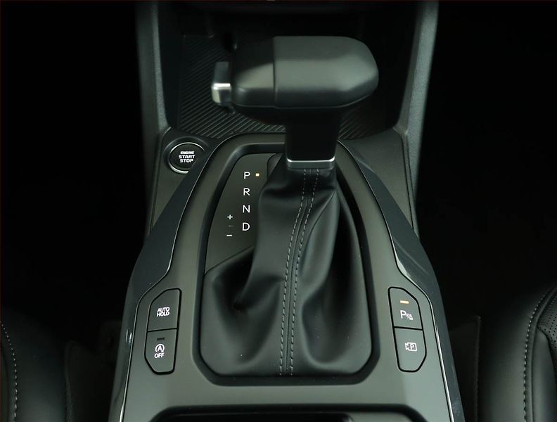 Kia K4 (2026) 1.6 T-GDI, Mrtvý úhel - fotka 13 z 18