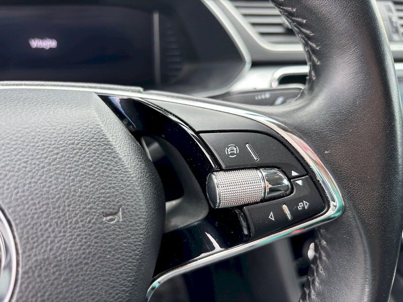 Škoda Superb (2022) GRT AMB TS 110/1.5 M6F - fotka 27 z 42
