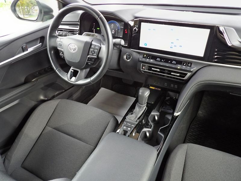 Toyota Camry 2.5 Hybrid Comfort ČR DPH - fotka 19 z 27