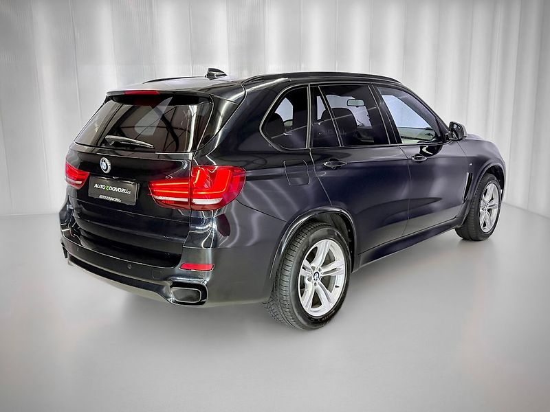 BMW X5 M50d xDrive M-PAKET, HUD, EL. - fotka 7 z 33
