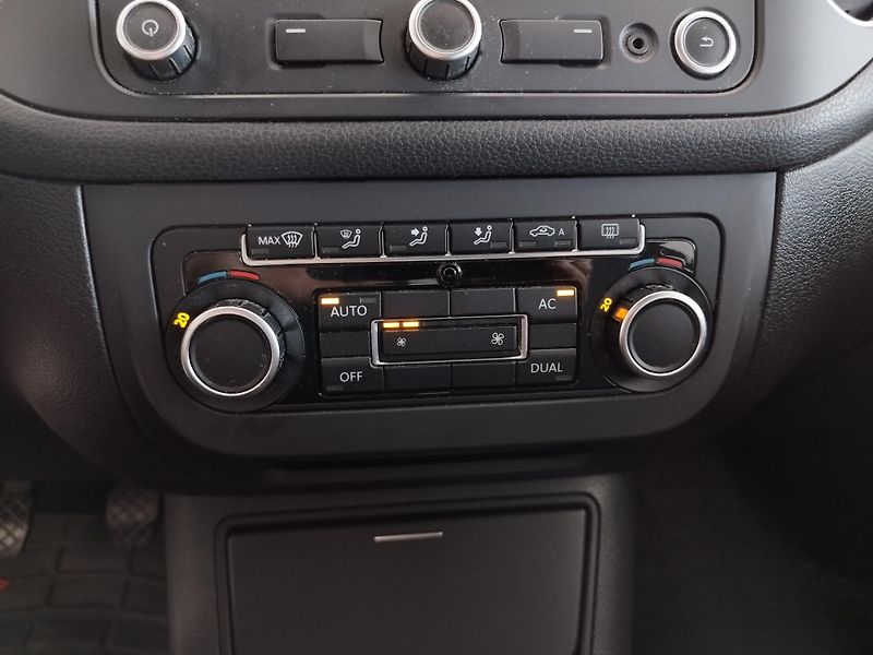 Volkswagen Golf Plus (2010) 1,6TDI,77KW,AUT.KLIMA,ALU KOLA - fotka 22 z 25