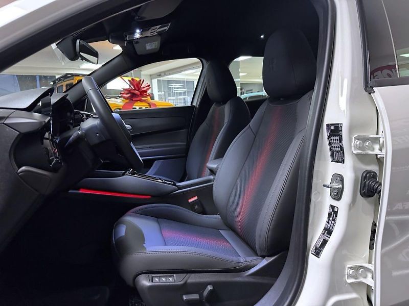 Alfa Romeo Junior (2026) Speciale 156k Elettrica 54 kWh - fotka 8 z 20
