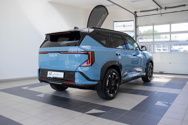 Kia EV5 81,4 kWh, GT-LINE 4x4 - fotka 4 z 15