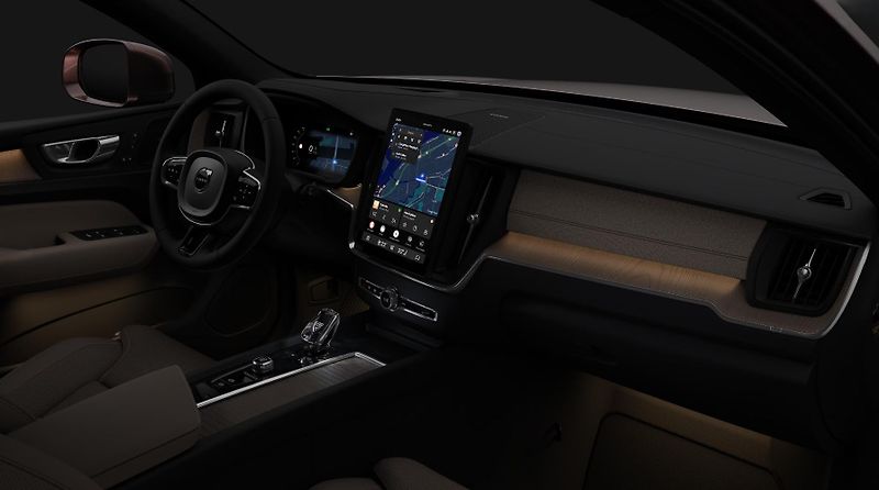 Volvo XC60 (2026) T6 LONG RANGE PLUS BRIGHT AUT - fotka 13 z 14