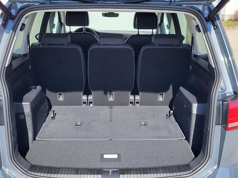 Volkswagen Touran (2026) People 1,5 TSI 110kW  - fotka 20 z 27