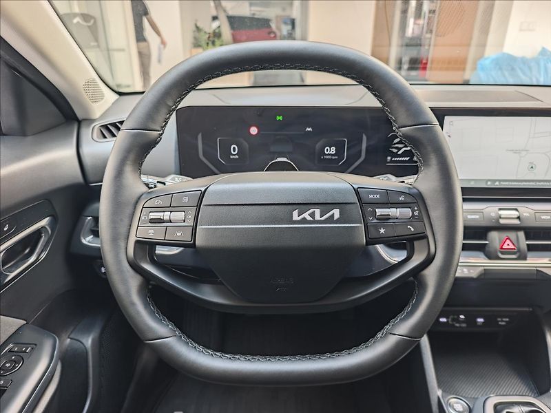 Kia K4 1,0 T-GDI  Exclusive - fotka 17 z 19
