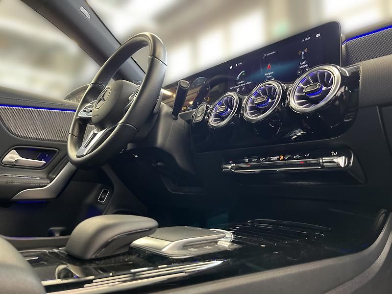 Mercedes-Benz CLA 200d Shooting Brake Urban Keyl - fotka 17 z 23