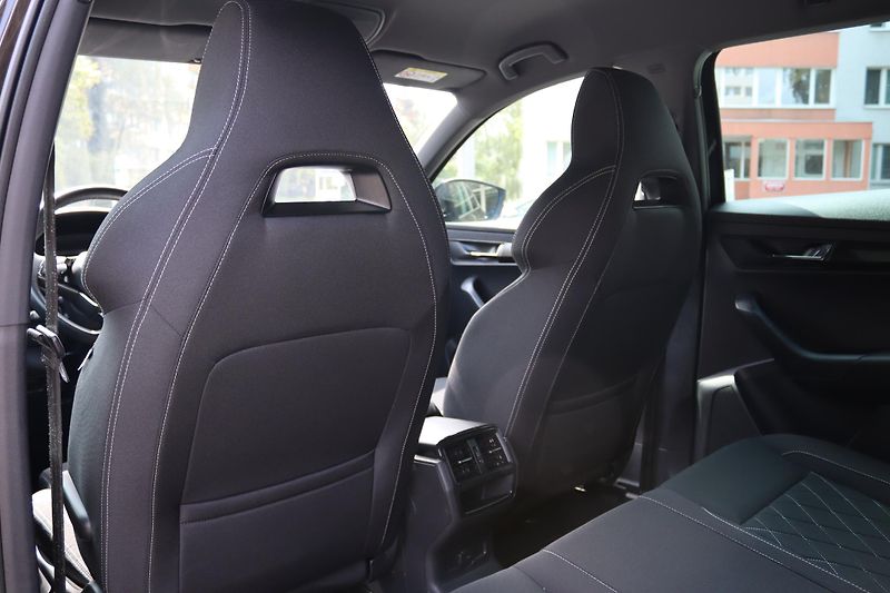 Škoda Karoq Škoda Karoq 1.5 TSI ACT Sport - fotka 38 z 50