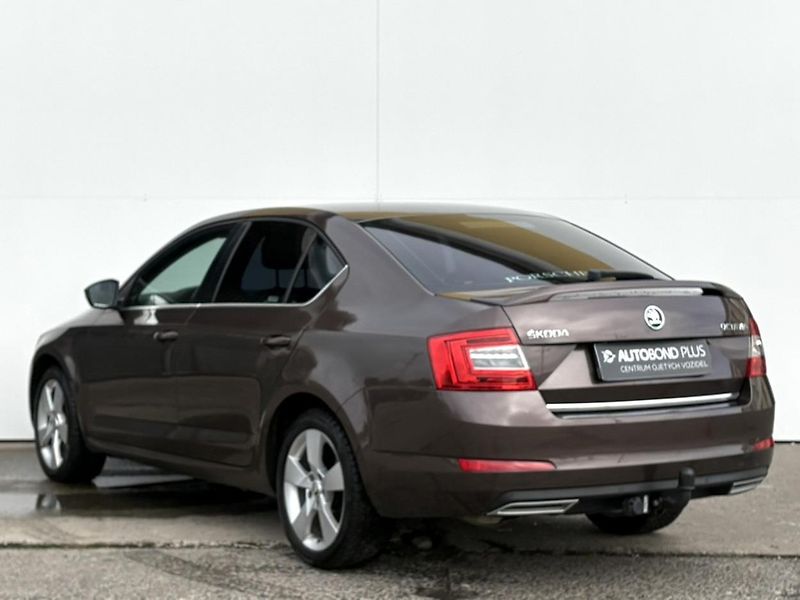 Škoda Octavia 1.4 TSI DSG / 103 kW Elegance - fotka 7 z 21