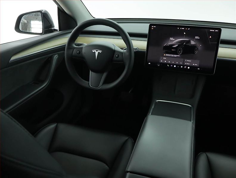 Tesla Model Y (2023) Long Range AWD 79kWh, SoH 92% - fotka 7 z 21
